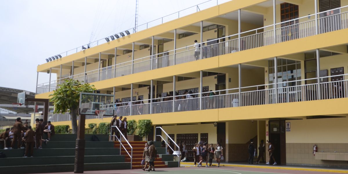 Fonestar-Colegio Carmelitas- soluciones integrales de audio profesional para educación