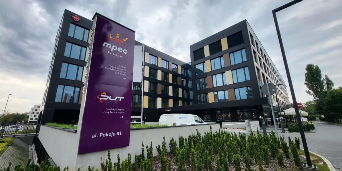 Fonestar-MPEC SA Krakow- Sonido y seguridad en edificios de oficinas