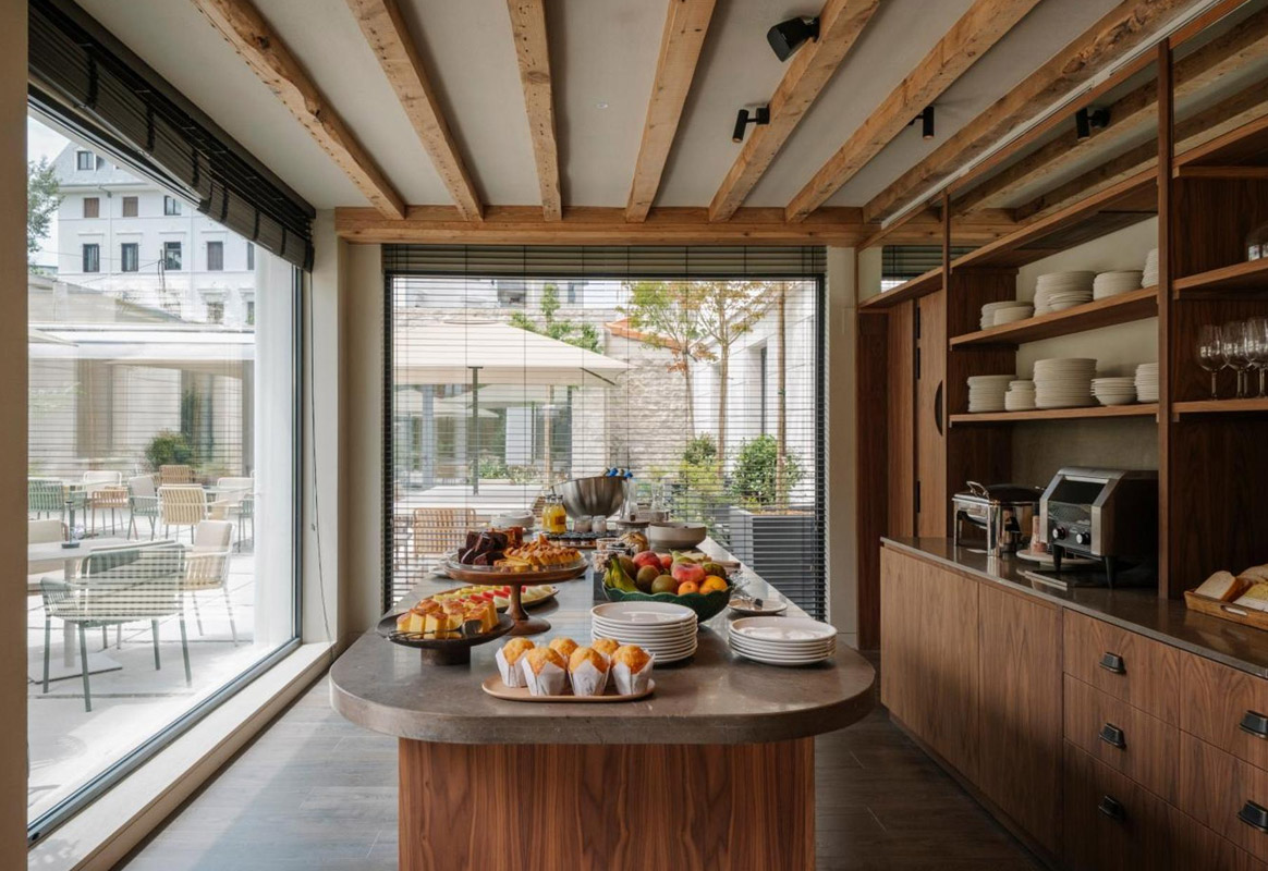 Fonestar-rhin-garden5 Hotel Rhin Garden Santander - megafonía para hoteles