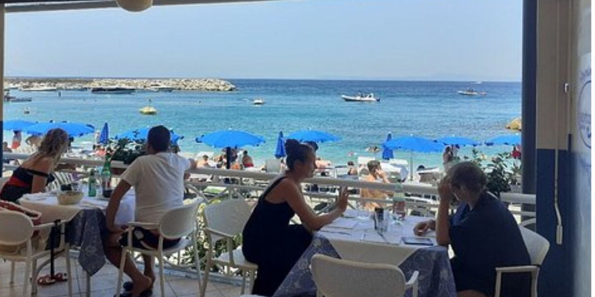 Fonestar-Ristorante St Raphael- Megafonía fiable en espacios de hostelería