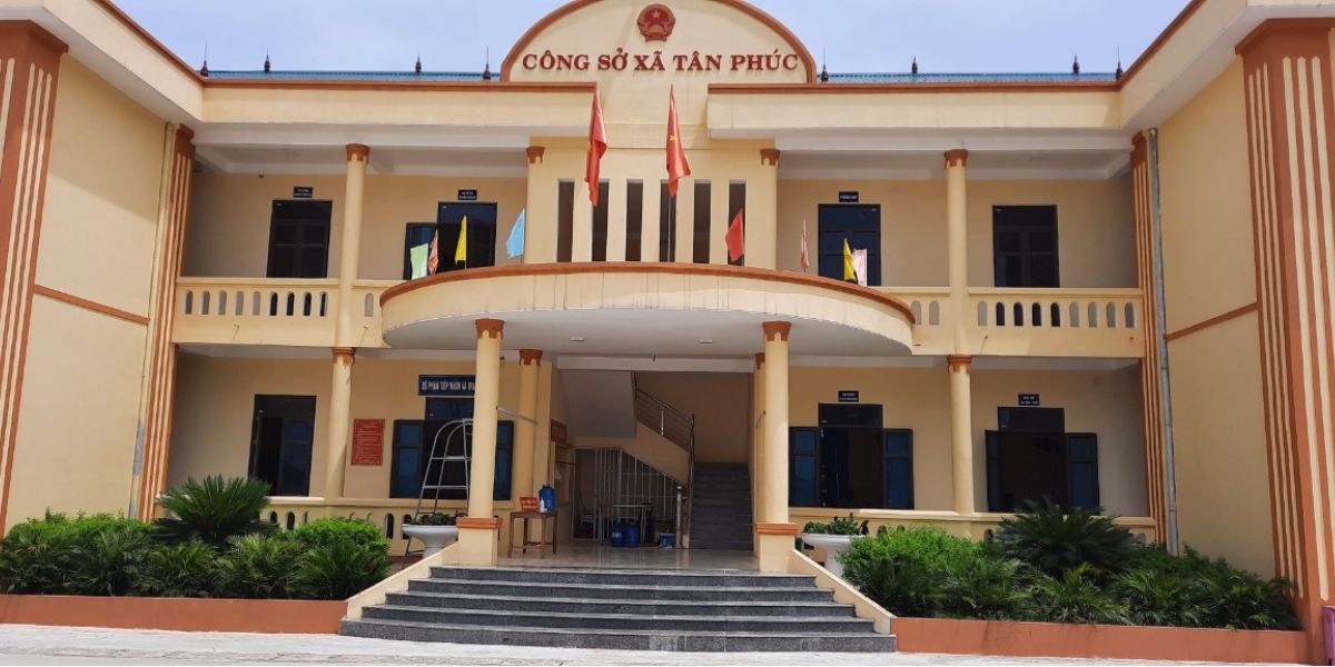 Fonestar-Ủy Ban Nhân Dân Xã Tân Phúc- Comunicación clara en centros oficiales