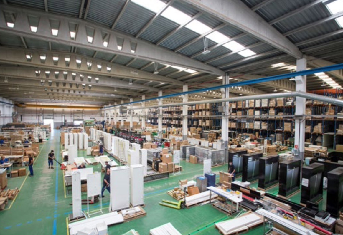 Fonestar-zedis3 Zedis - Megafonía en naves industriales