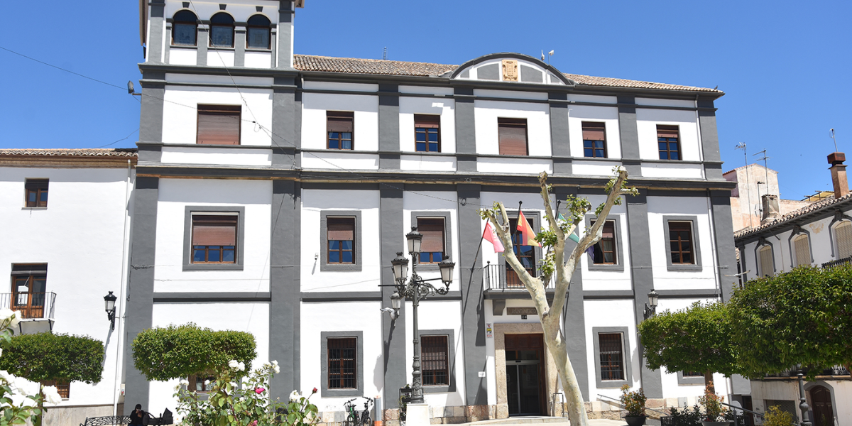 Fonestar-Ayuntamiento de Bazas- soluciones de sonido profesional para edificios institucionales