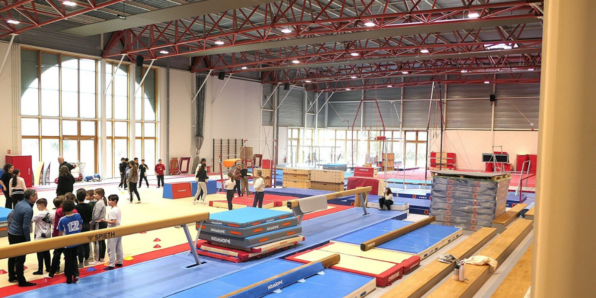 Fonestar-CF015481 GYMNASE NEUVILLE SUR SAONE- Megafonía y música funcional para centros deportivos