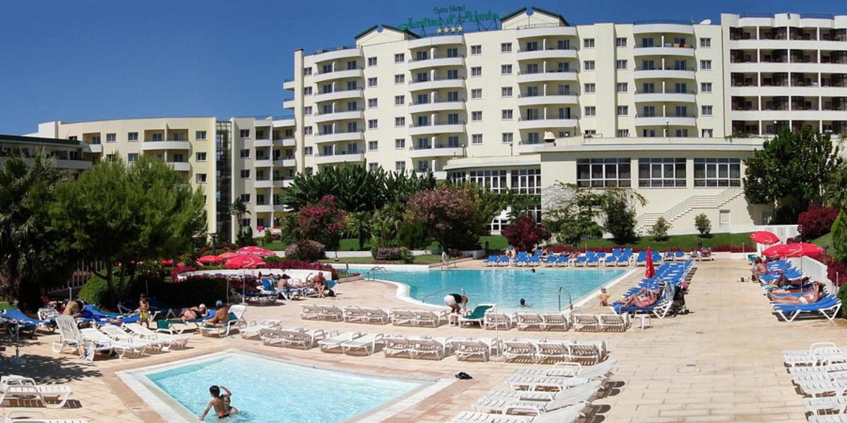 Fonestar-Jardins d'Ajuda- Instalación de sonido y comunicación en hoteles y resorts